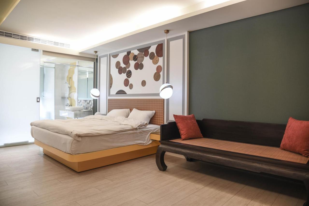 Ace House Apartment Yuchi Bagian luar foto