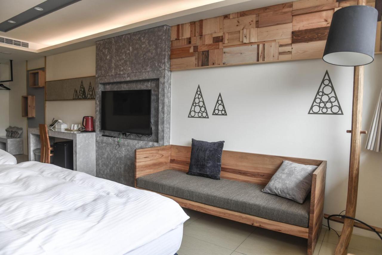 Ace House Apartment Yuchi Bagian luar foto